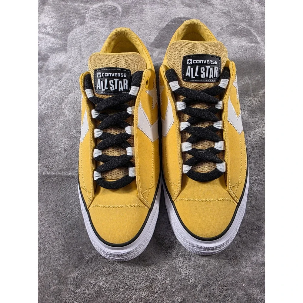 Converse Star Player Puff Ox Mens 10.5 Yellow Bananas White A11484C Low Top NEW - Picture 3 of 8